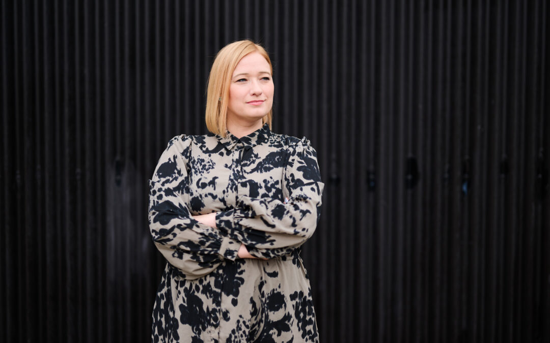 Aluevaltuutettu ja aluevaltuustoryhmän puheenjohtaja Henna Partanen
